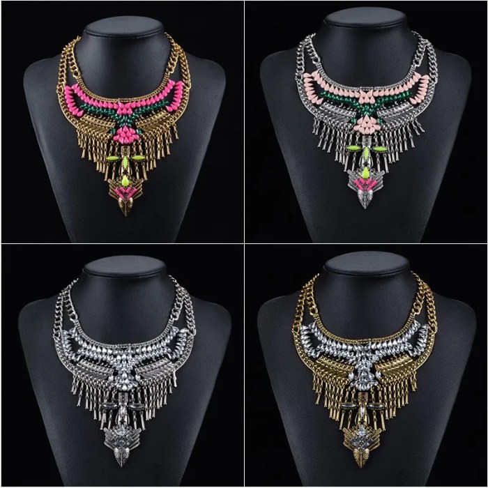 Statement necklaces fashion